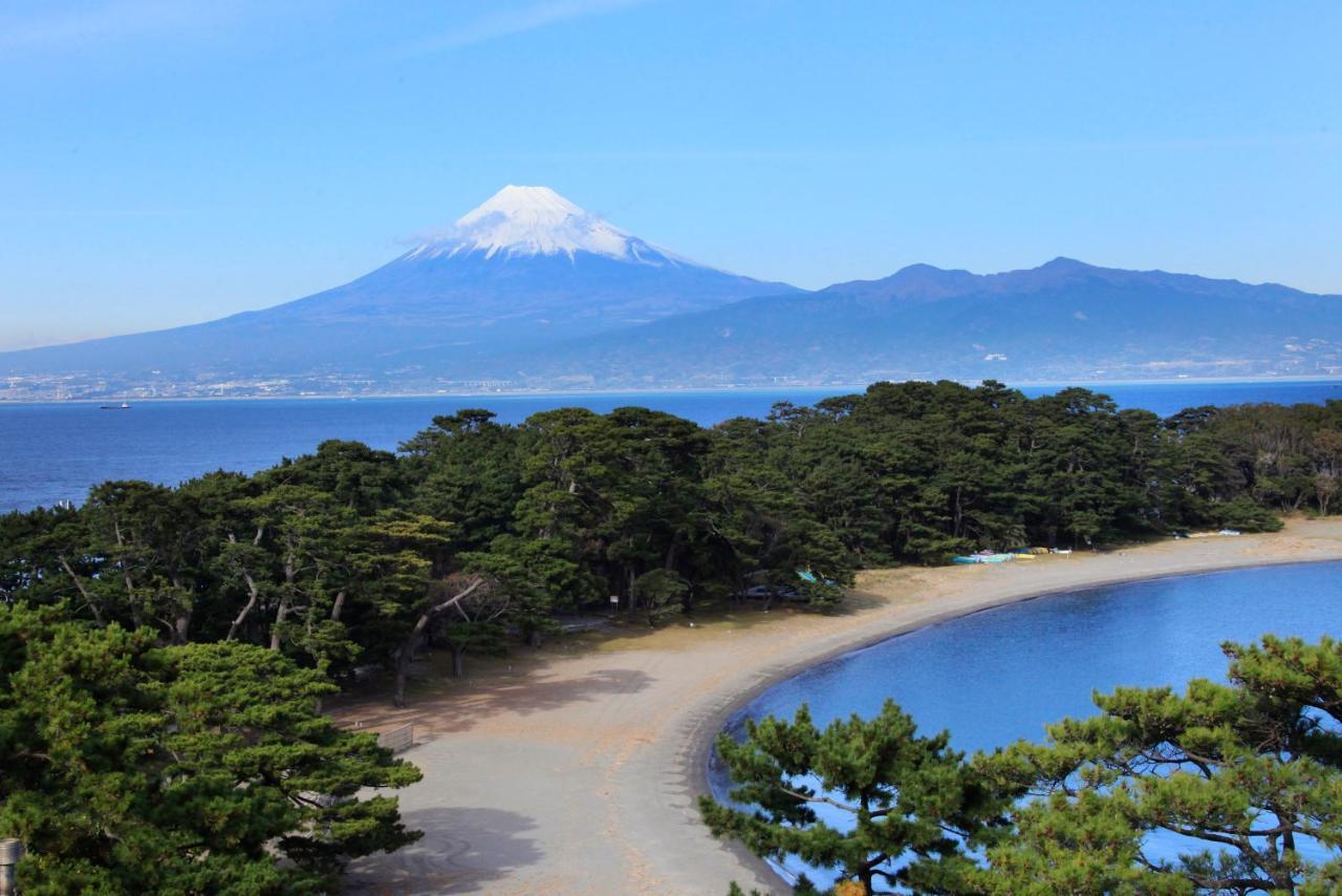 Отель Nishiizu Koyoi Нумадзу Экстерьер фото